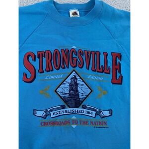 Vintage Strongsville Ohio Sweatshirt Mens Small Fruit of the Loom Crewneck USA